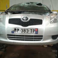Toyota Yaris 1.0 vvti на части, снимка 1 - Автомобили и джипове - 11852443