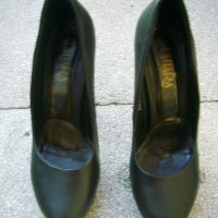 50% намаление: Вносни и оригинални високи обувки от естествена кожа. Номер 36, снимка 5 - Дамски елегантни обувки - 23091982