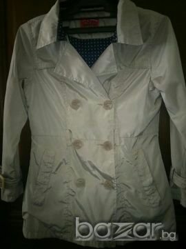 Детски тренч за 7-8 годишно момиченце, снимка 1