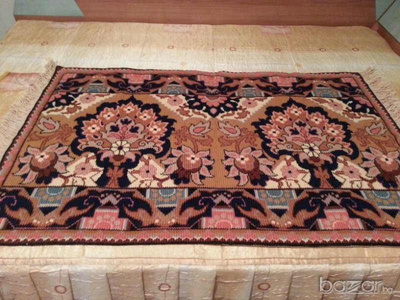 Кавьор с вълнени конци, снимка 1