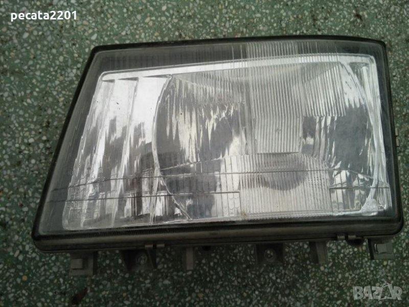Продавам - оригинален ляв фар за Митсубиши Кантер , снимка 1