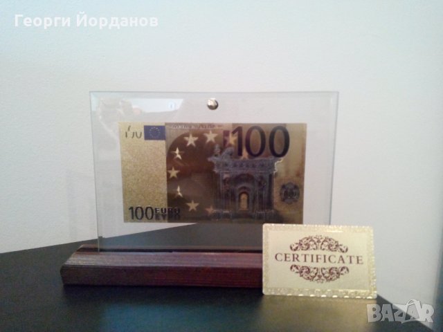 Сувенири 100 златни долара банкноти в стъклена поставка , снимка 10 - Други ценни предмети - 20607537