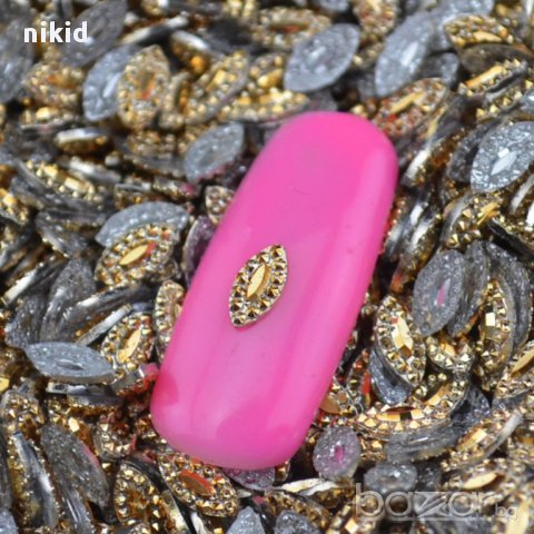 декорация за нокти маникюр златист и сребрист цвят декоративни пайети 100 бр овални с брокат