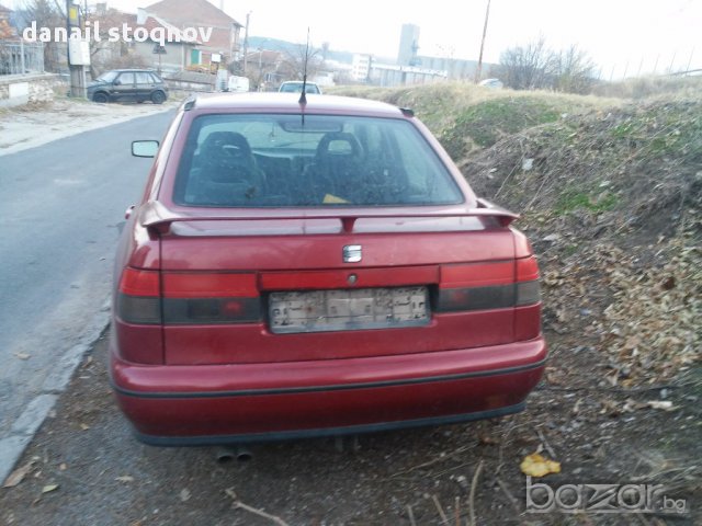Сеат Толедо на 4асти, снимка 2 - Автомобили и джипове - 16437370