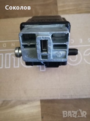 Ел.ключалка и букси за рено меган 2 , снимка 12 - Части - 24790237