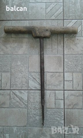 Старо градинско свредло за пробиване на дупки в почвата