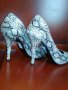 Змийски обувки, животински принт , снимка 1 - Дамски елегантни обувки - 23405132