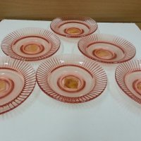  антикварен сервиз чинии розово стъкло 53г, снимка 3 - Антикварни и старинни предмети - 22342884