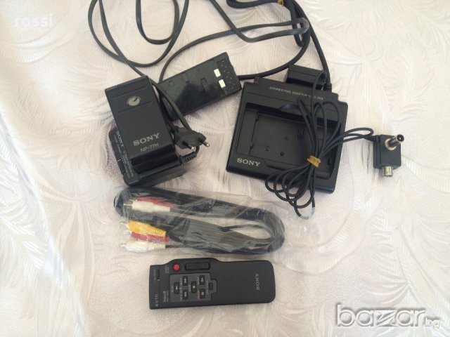 SONY Wintage Video Camera Recorder CCD-FX500E, чанта и аксесоари, снимка 7 - Камери - 20874476