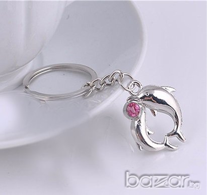🐟 Ключодържател Двойка Делфини с розов кристал, снимка 2 - Други - 21447704
