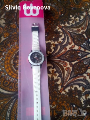 Дамски елегантен часовник, снимка 1 - Дамски - 23695056