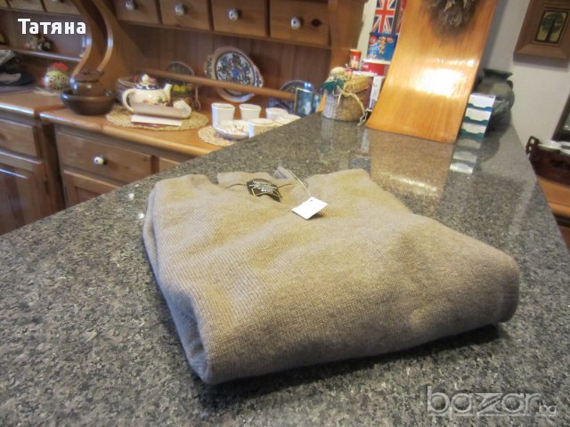 ПУЛОВЕР   -УНИСЕКС, снимка 2 - Блузи с дълъг ръкав и пуловери - 12555389