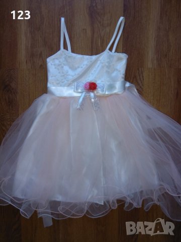 Детска рокля 3-4 год., снимка 2 - Детски рокли и поли - 25705097