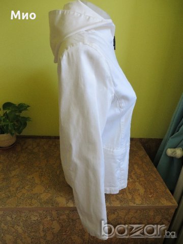 Maria, памучно бяло яке с качулка, 38-36, снимка 2 - Якета - 20677125