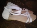 Бели сандали, снимка 1 - Сандали - 17217286