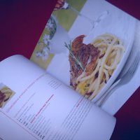 6 по 5 рецепти и разговори с български топ готвачи, снимка 7 - Специализирана литература - 24409121