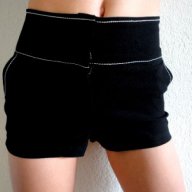 черни къси панталони Bebe, снимка 2 - Къси панталони и бермуди - 17748872