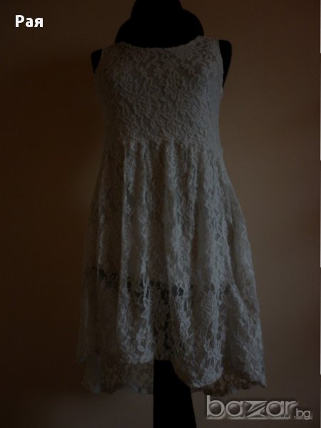 Бяла рокля , снимка 1