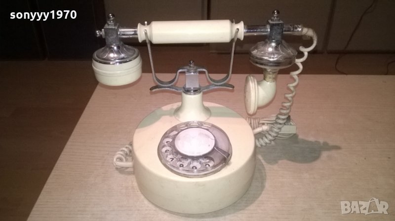 антика-стар руски телефон-ретро колекция, снимка 1