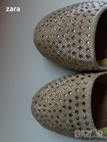 пупи , снимка 2 - Дамски елегантни обувки - 23229136