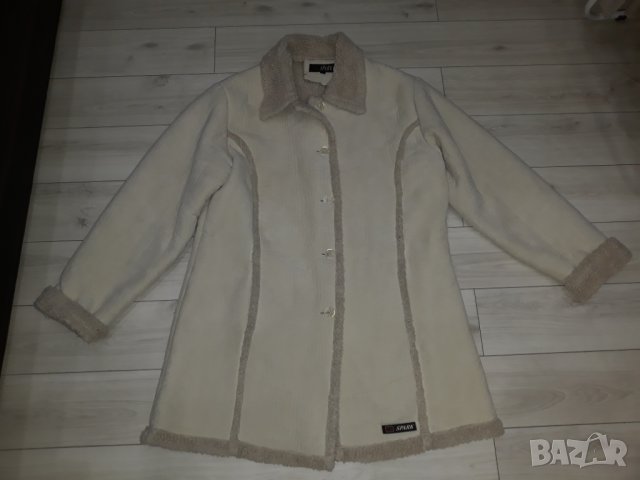 Светлобежово дамско палто кожух марка Spark, снимка 1