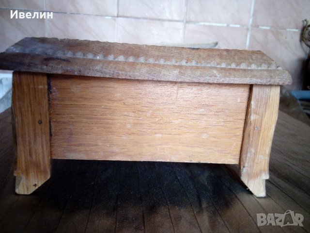 стара дървена кутия, снимка 3 - Антикварни и старинни предмети - 21568422