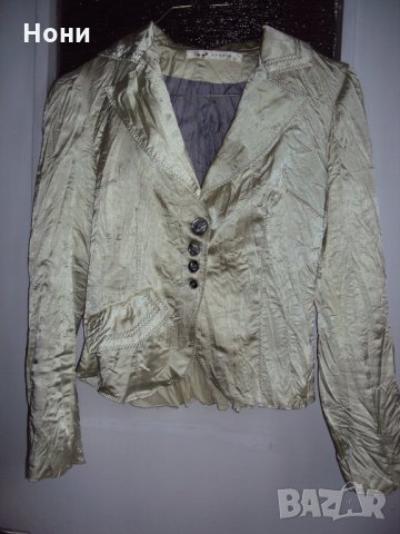 Луксозно сако от мачкан сатен