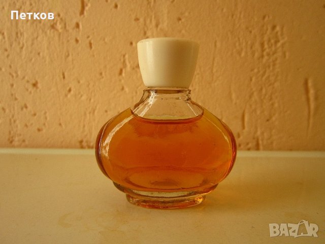 парфюми Lot of eight Vintage perfumes, снимка 8 - Дамски парфюми - 20276044