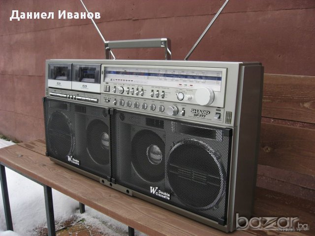 Търся да купя SHARP GF-777Z Boombox Dual Cassette , снимка 2 - Аудиосистеми - 14573624
