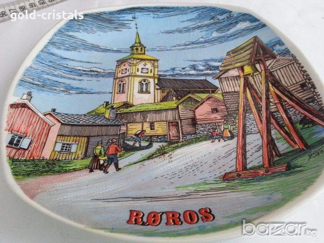 Порцеланова чиния за стена , снимка 2 - Антикварни и старинни предмети - 19581667