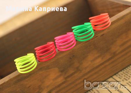 Цветни пръстени, налични няколко цвята /А-27/, снимка 2 - Пръстени - 10582778