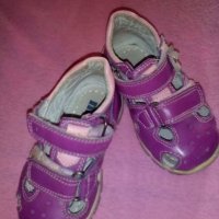 Затворени детски сандали, снимка 3 - Детски маратонки - 18970038