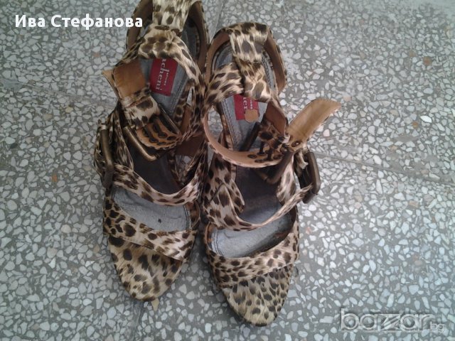 леопардови сандали номер 39 с висок ток, снимка 15 - Сандали - 7341668