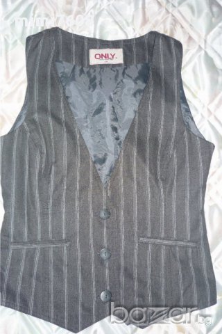 дамски сив елек-нов, снимка 3 - Елеци - 8344822