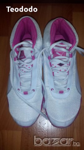 Puma оригинал, снимка 3 - Маратонки - 16644183