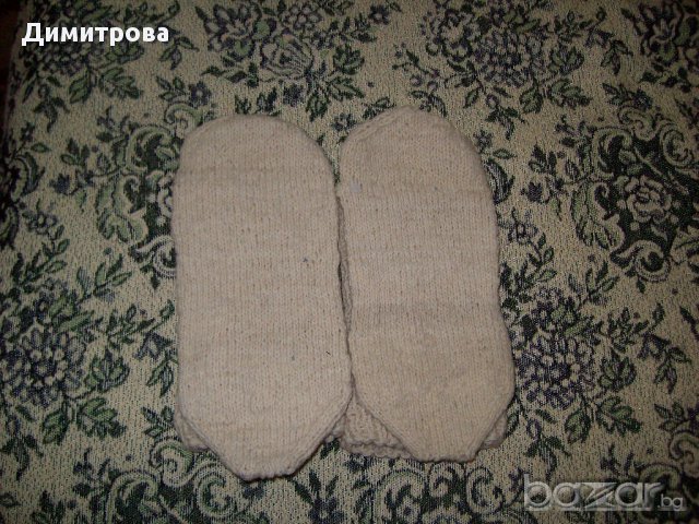 Вълнени чорапи - бели и терлици