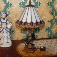 Meyda Tiffany нощна лампа , снимка 1 - Настолни лампи - 17258705
