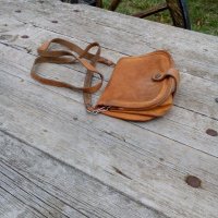 Дамска кожена чанта, снимка 2 - Антикварни и старинни предмети - 19716771