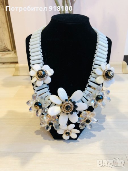 Бяло колие, снимка 1