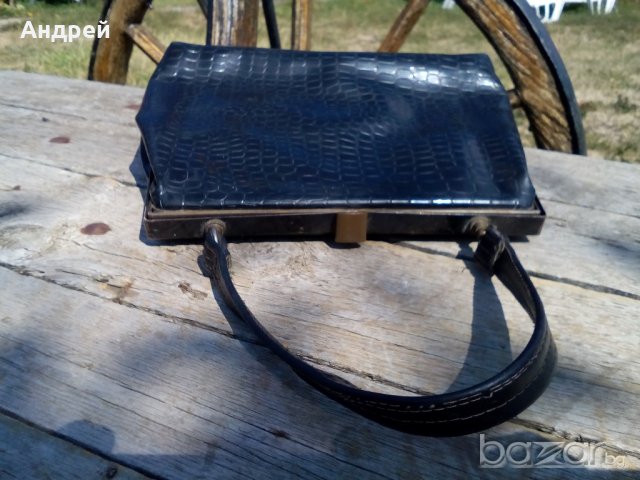 Стара Дамска чанта, снимка 5 - Антикварни и старинни предмети - 17939323