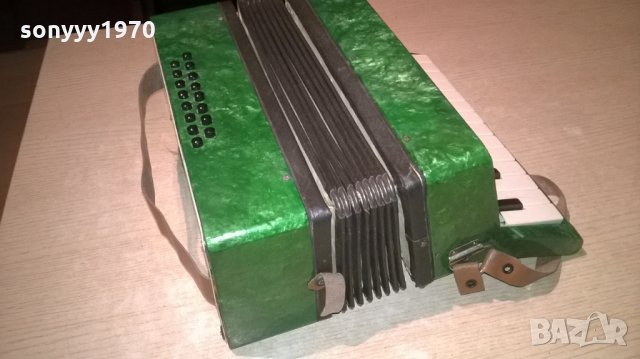 руски ретро акордеон-30х28х12см, снимка 3 - Акордеони - 23063809