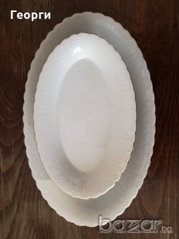 Порцеланов бял сервиз със златен кант, снимка 3 - Сервизи - 21113595