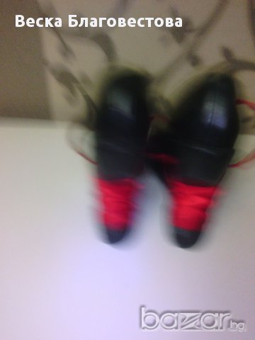 обувки на Демониа, снимка 2 - Дамски ежедневни обувки - 15167980