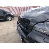 Черен Гланц Двойни Бъбреци за BMW X5 E70 X6 E71 / БМВ Х5 Е70 Х6 Е71 , снимка 4 - Аксесоари и консумативи - 25133876