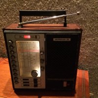Радио ''MERIDIAN-211'', снимка 3 - Радиокасетофони, транзистори - 19124651