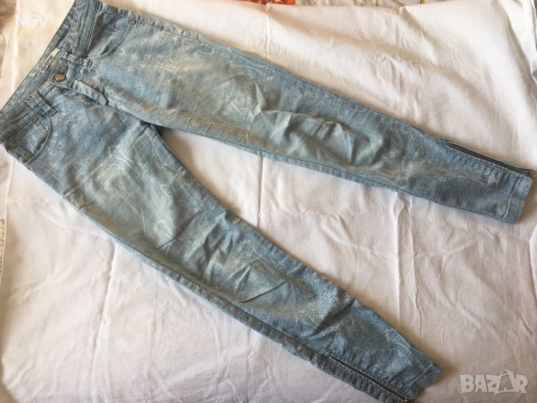 Дамски дънки Stradivarius, снимка 1