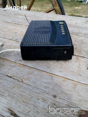 Радиочасовник, снимка 2 - Антикварни и старинни предмети - 19359991