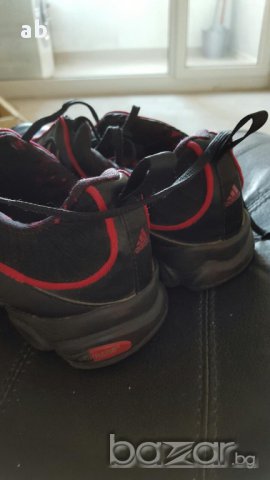 Дамски маратонки Адидас номер 39.5 в много добро състояние, снимка 2 - Маратонки - 13491674