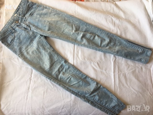 Дамски дънки Stradivarius