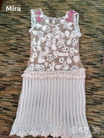 Ръчно изработени рокли. 